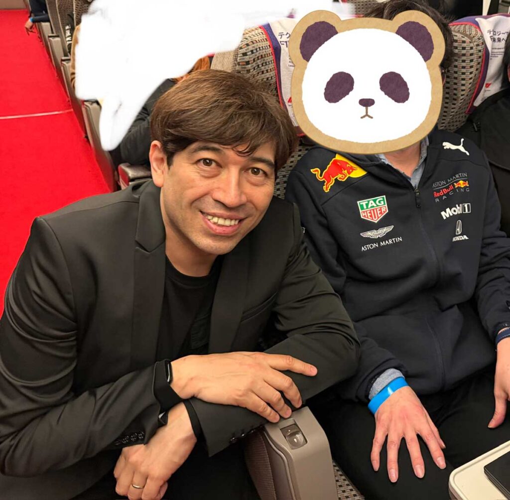 F1貸し切り新幹線サッシャさんと記念撮影