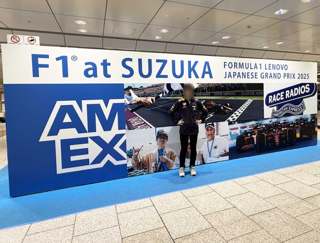 名古屋駅F1ボード