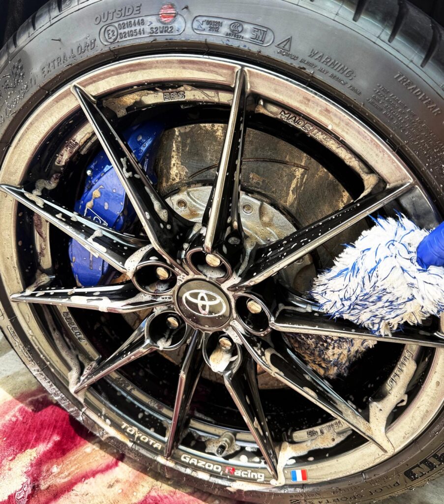 GRヤリスホイール洗浄